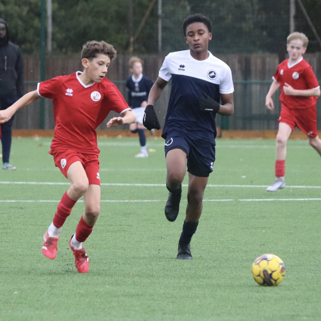 Register your interest for Millwall Community Trust’s Player Performance Pathway sessions at St Matthew Academy - starting soon!