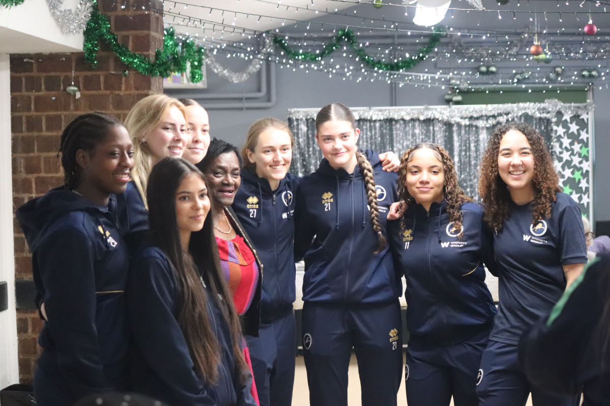 Millwall Lionesses visit Age UK Lewisham and Southwark to take part in Christmas party