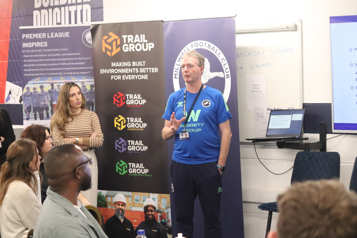 Millwall Youth Employability Hub welcomes national DWP Youth Policy team