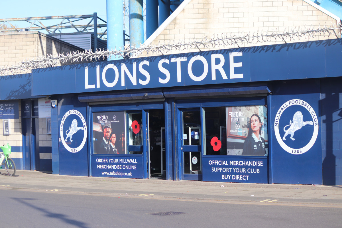 Millwall FC's Lions Store opening times as Millwall Lionesses take on Spurs WSL Academy this Sunday at The Den!