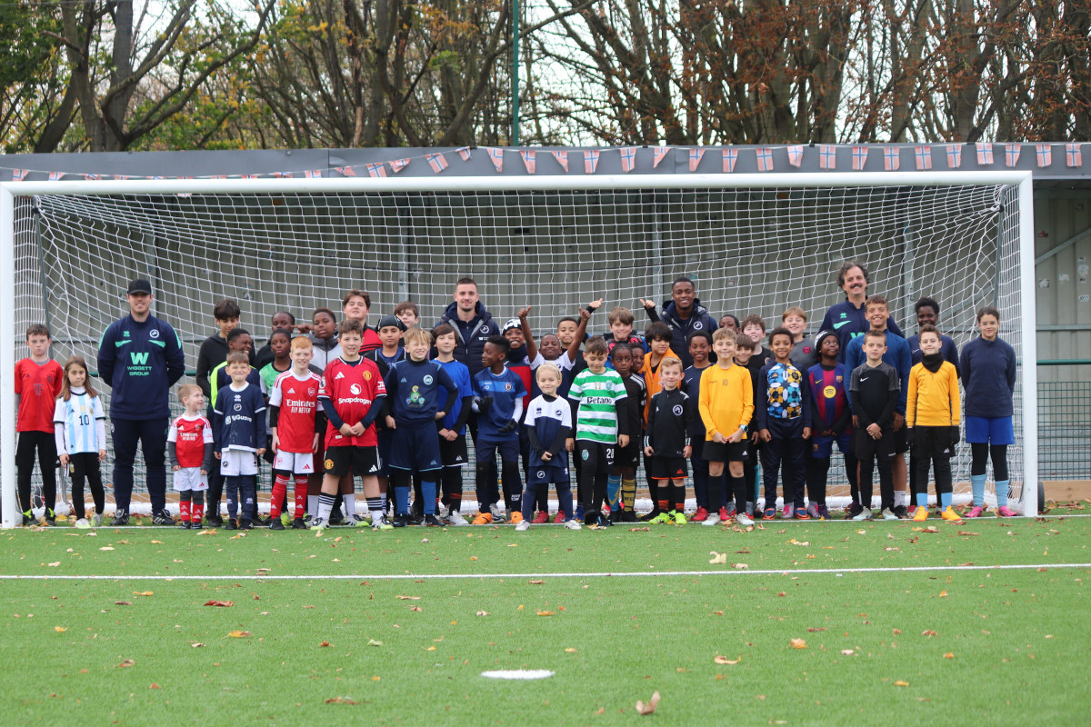 Millwall Community Trust (MCT) Player Ambassadors Aidomo Emakhu and Camiel Neghli visited our St Paul’s Sports Ground, Rotherhithe Holiday Camp
